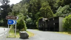 ディバイド・シェルター